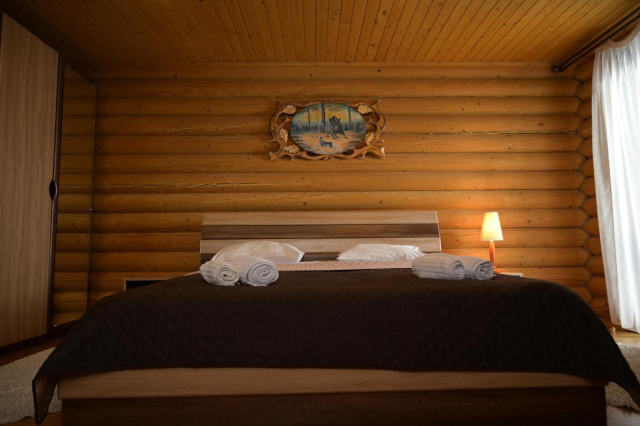 Kamyanka Hotel Mizhhirya  ภายนอก รูปภาพ